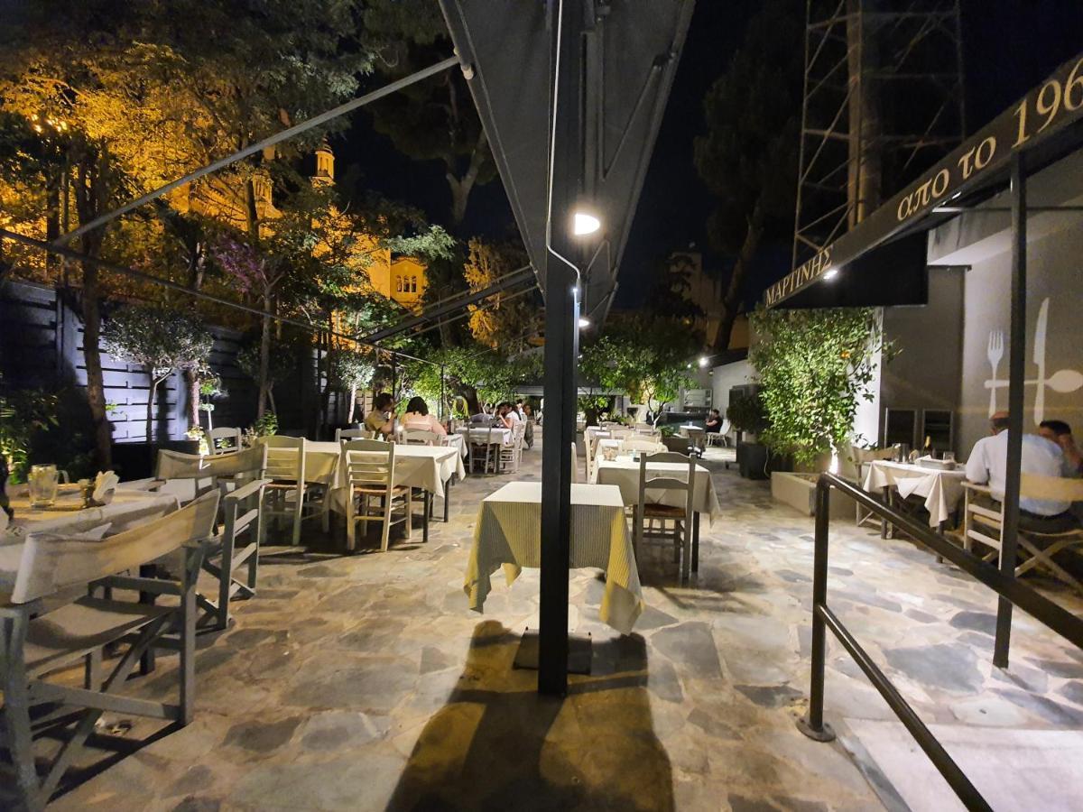 Lukas-2 B/R Luxurious Flat With Veranda Apartment เอเธนส์ ภายนอก รูปภาพ